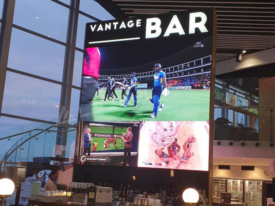 Advantages of Large Led Advertising Screens