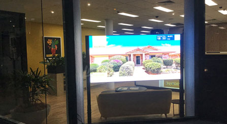 LED Poster Display with High Brightness 5000nits for Retail Shop Window in Australia
