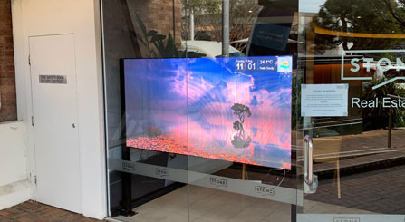 What Are the Display Advantages of Transparent LED Screen?