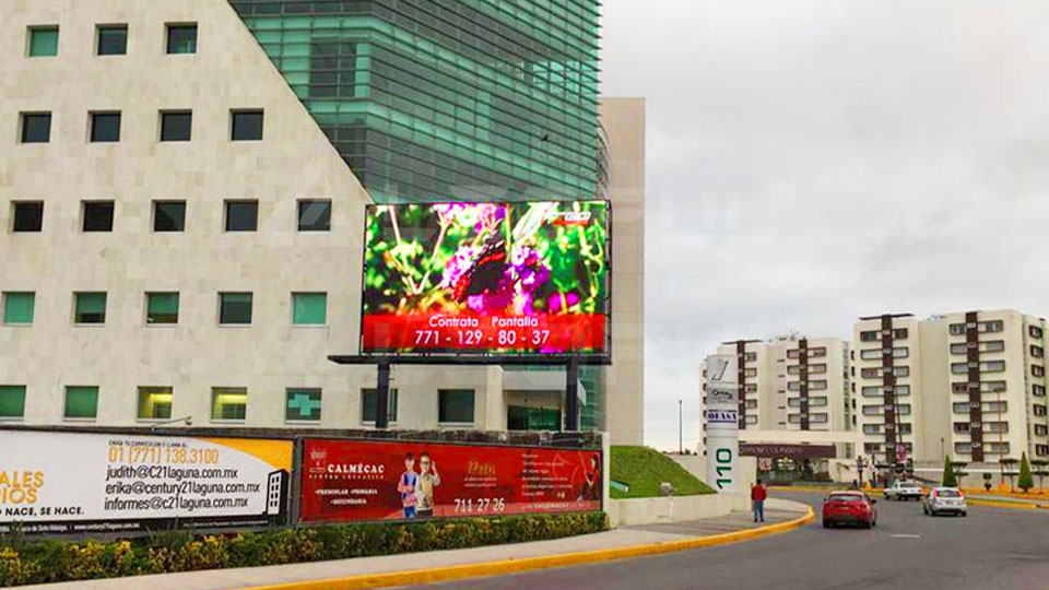 Outdoor Single Pole Advertising Display