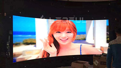 Korea Indoor Curved HD Advertising LED Display