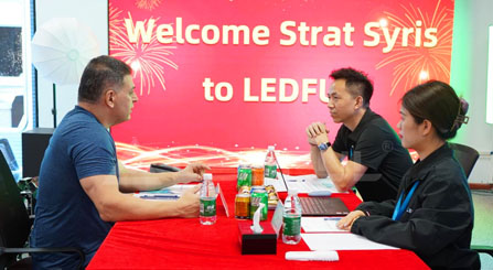 Industry American customers visit LEDFUL factory