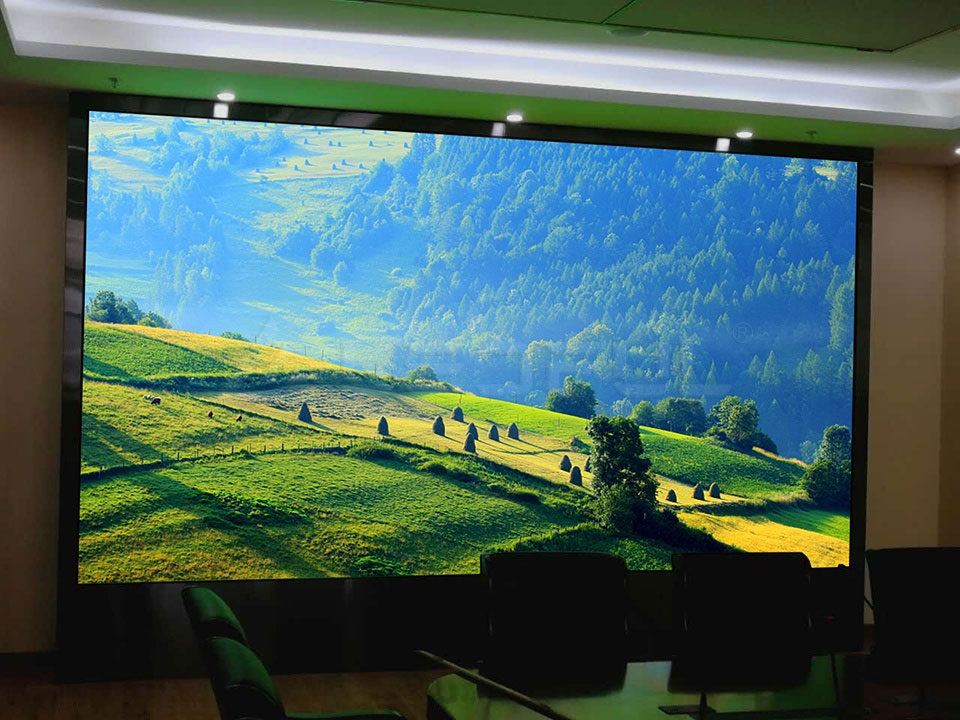 led-display-new-cob-technology-for-modern-church6.jpg