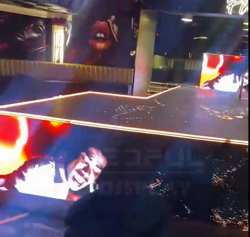 the-power-of-floor-led-displays10.jpg the-power-of-floor-led-displays10.jpg