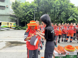 ledful-joins-the-community-in-honoring-urban-guardians3