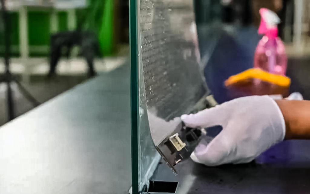 Self-adhesive & Simple Installation