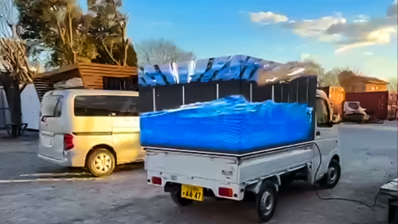 Drive Smarter with LEDFUL Custom Truck LED Displays-3