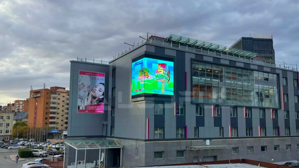 Outdoor 90 degree corner screen in Mongolia-3