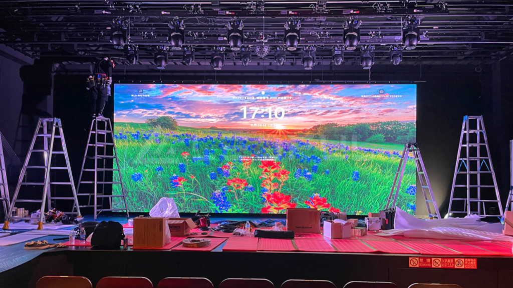 Indoor LED Screen Case with Super Light Solution-1